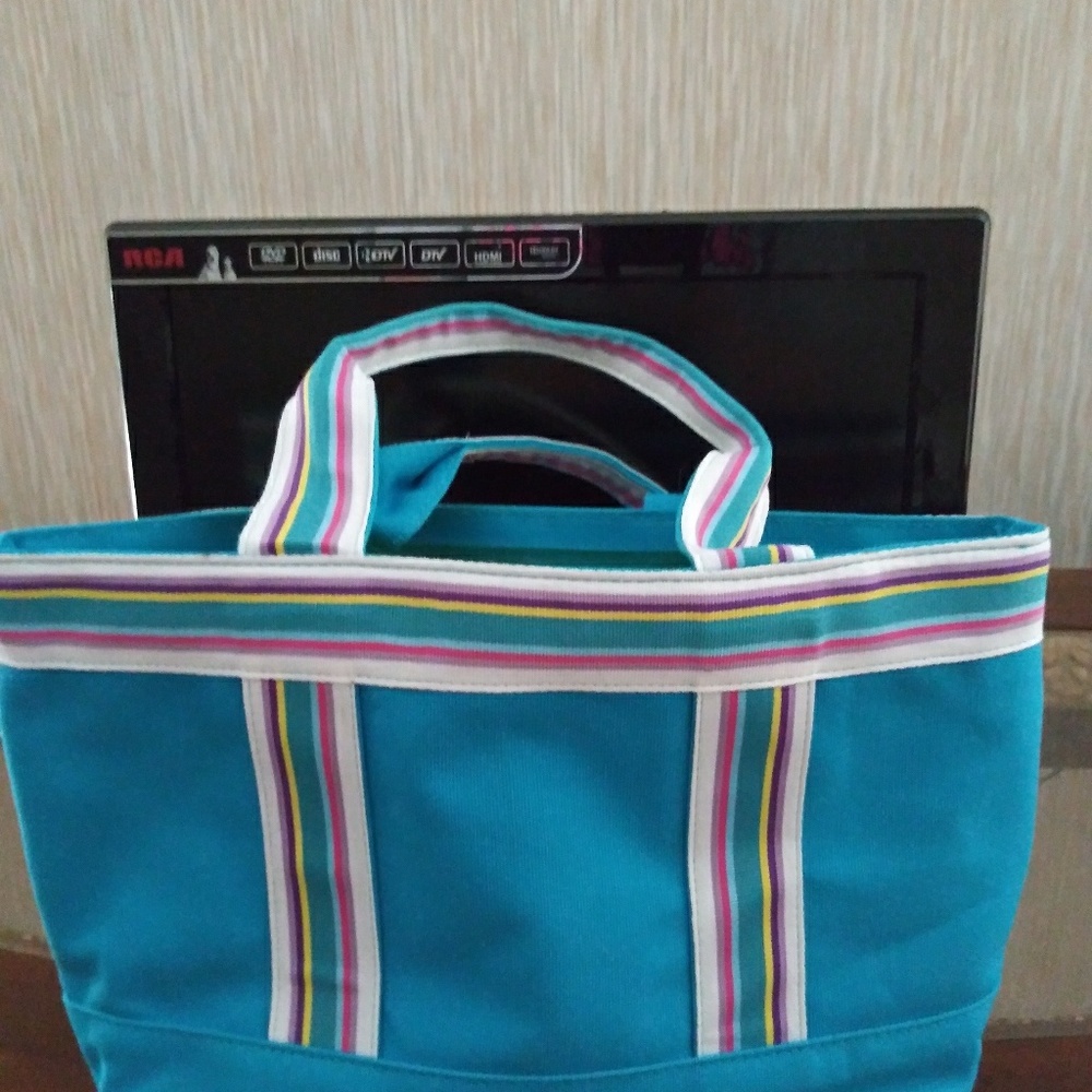 Purse - Picture 2 of 4